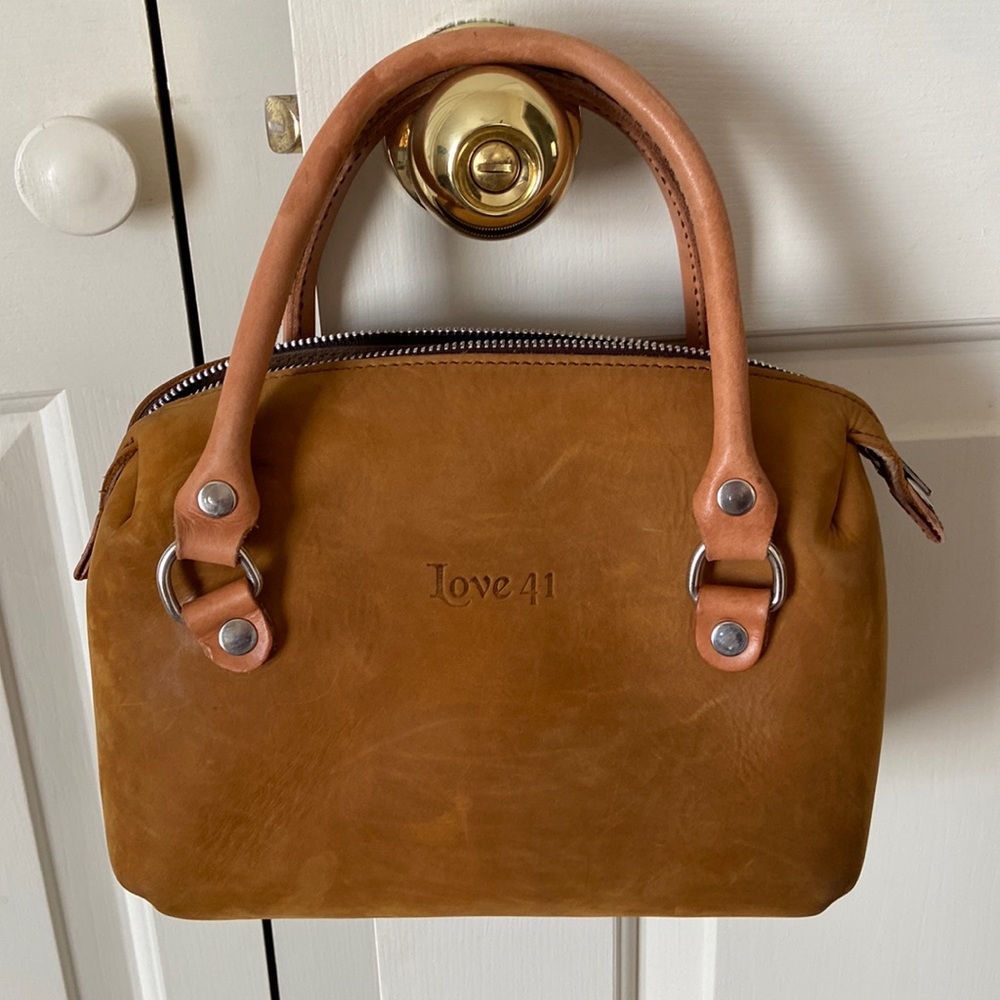 Love 41 Mini Duffle Tobacco